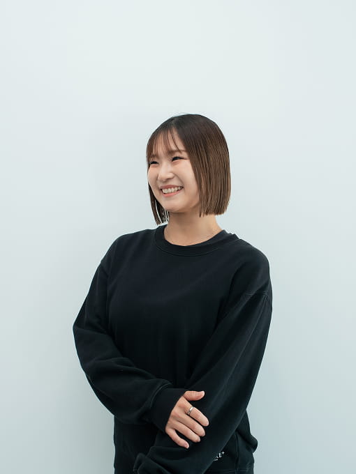 山本 彩由実